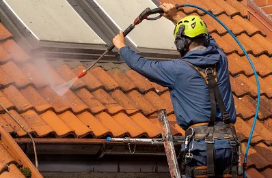 Démoussage et hydrofuge de toiture à Badailhac